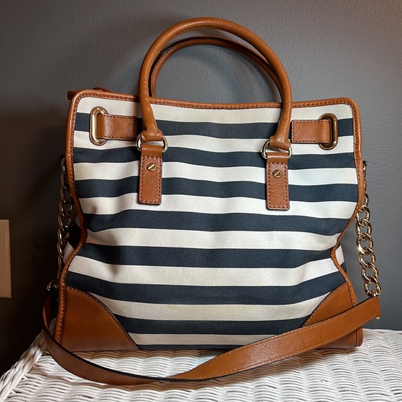 🔥SAT/SUN SPECIAL ONLY 
Michael Kors Hamilton Stripe Bag - Picture 3 of 13